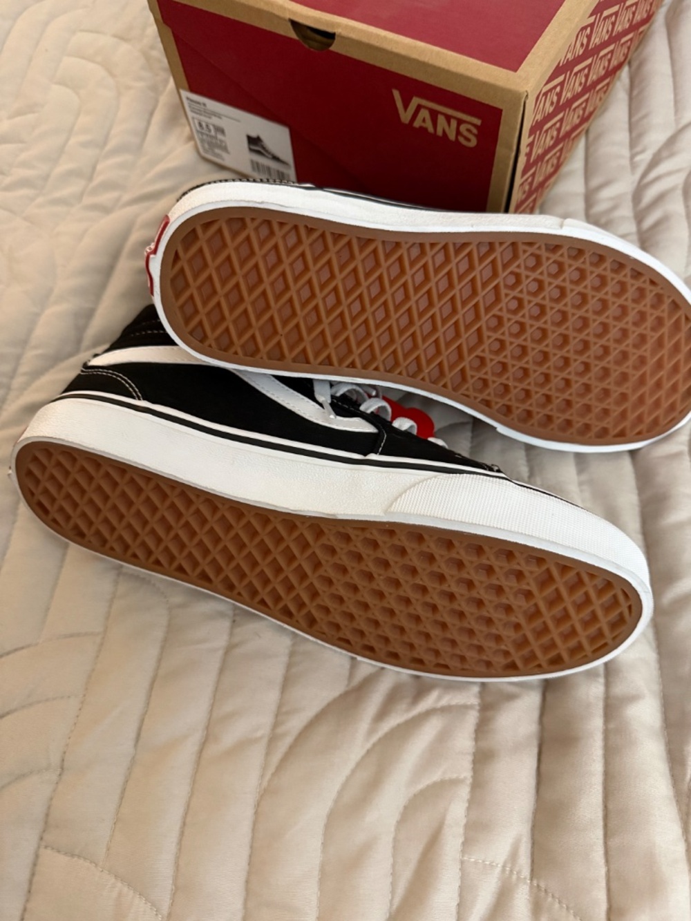 Nwt high top vans - Picture 3 of 3